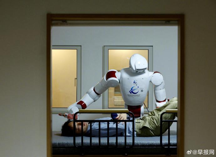 日本研发AI机器人照护老人 料2030年可投入服务_https://www.izongheng.net_快讯_第1张
