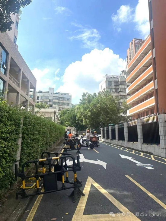 深圳一个孩子，在上学途中遇袭_https://www.izongheng.net_快讯_第7张
